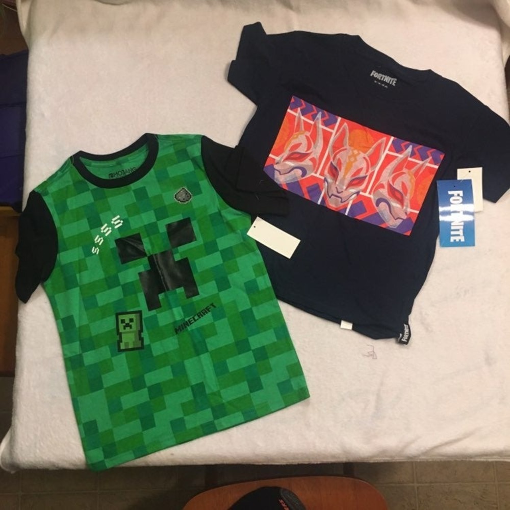 Minecraft Fortnite Graphic T-Shirts Kids Size M 8 Green Navy New Gaming Bundle